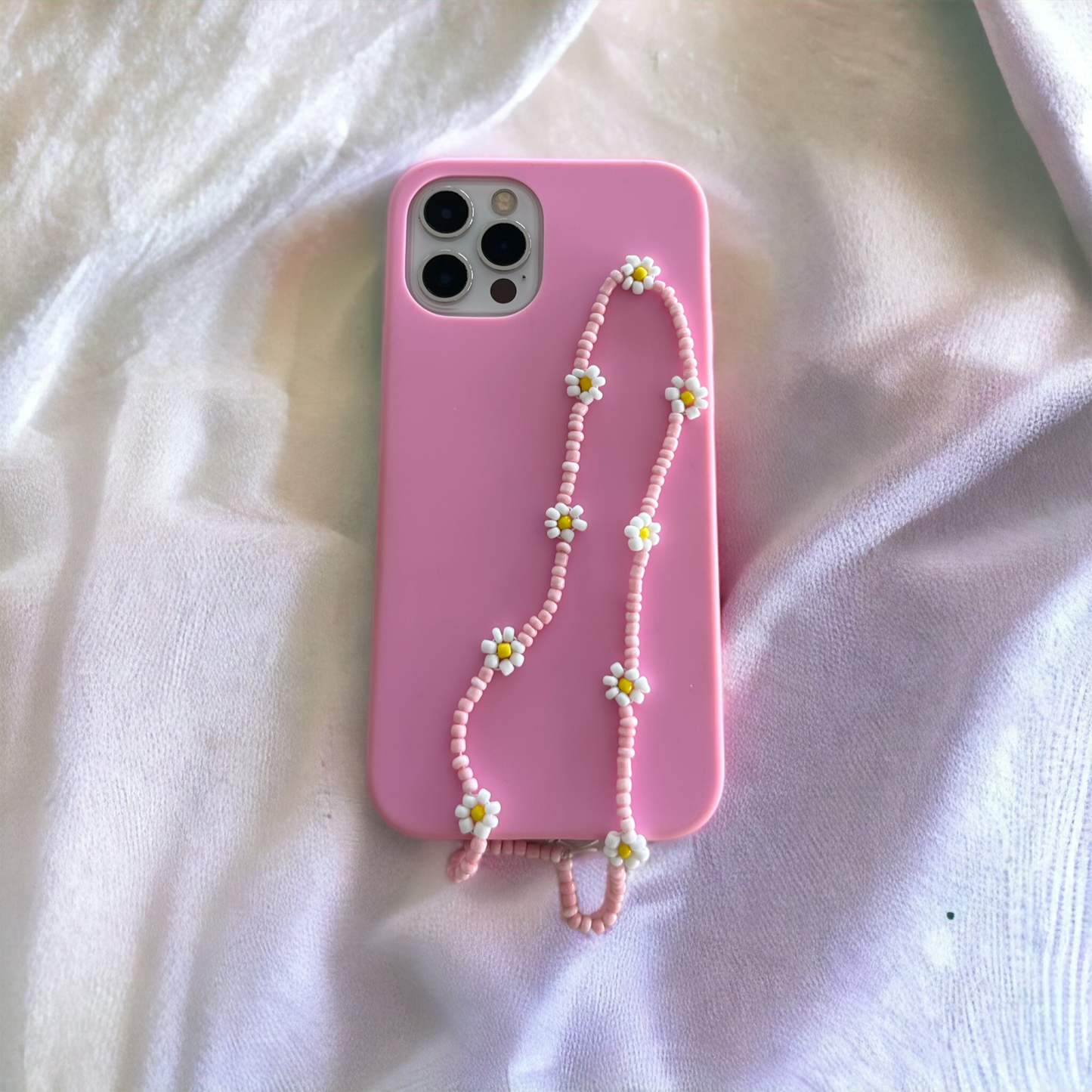 "daisies" phone charm
